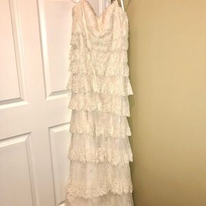 Ivory Size 10 David’s Bridal lace beaded tier wedding dress